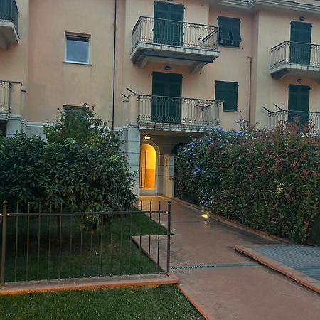 Appartamento Incantevole A 100Metri Dal Mare E Accanto Alla Pista Ciclabile Империа Екстериор снимка