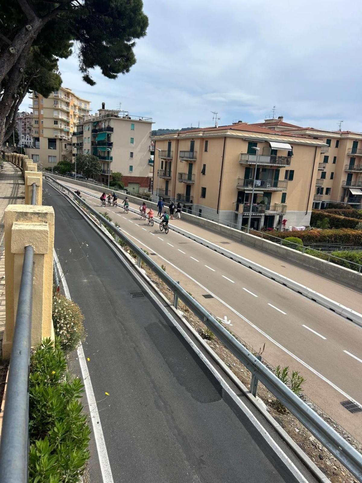 Appartamento Incantevole A 100Metri Dal Mare E Accanto Alla Pista Ciclabile Империа Екстериор снимка